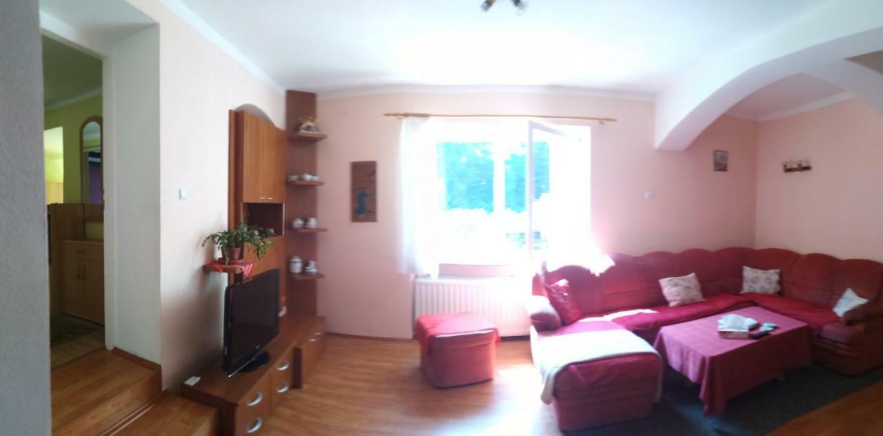 Apartment U Sarky Локет Экстерьер фото